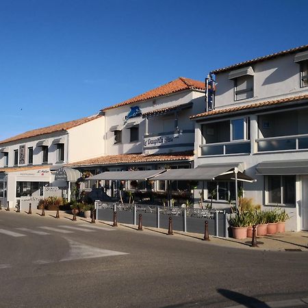 Le Dauphin Bleu Hotel Saintes-Maries-de-la-Mer Buitenkant foto