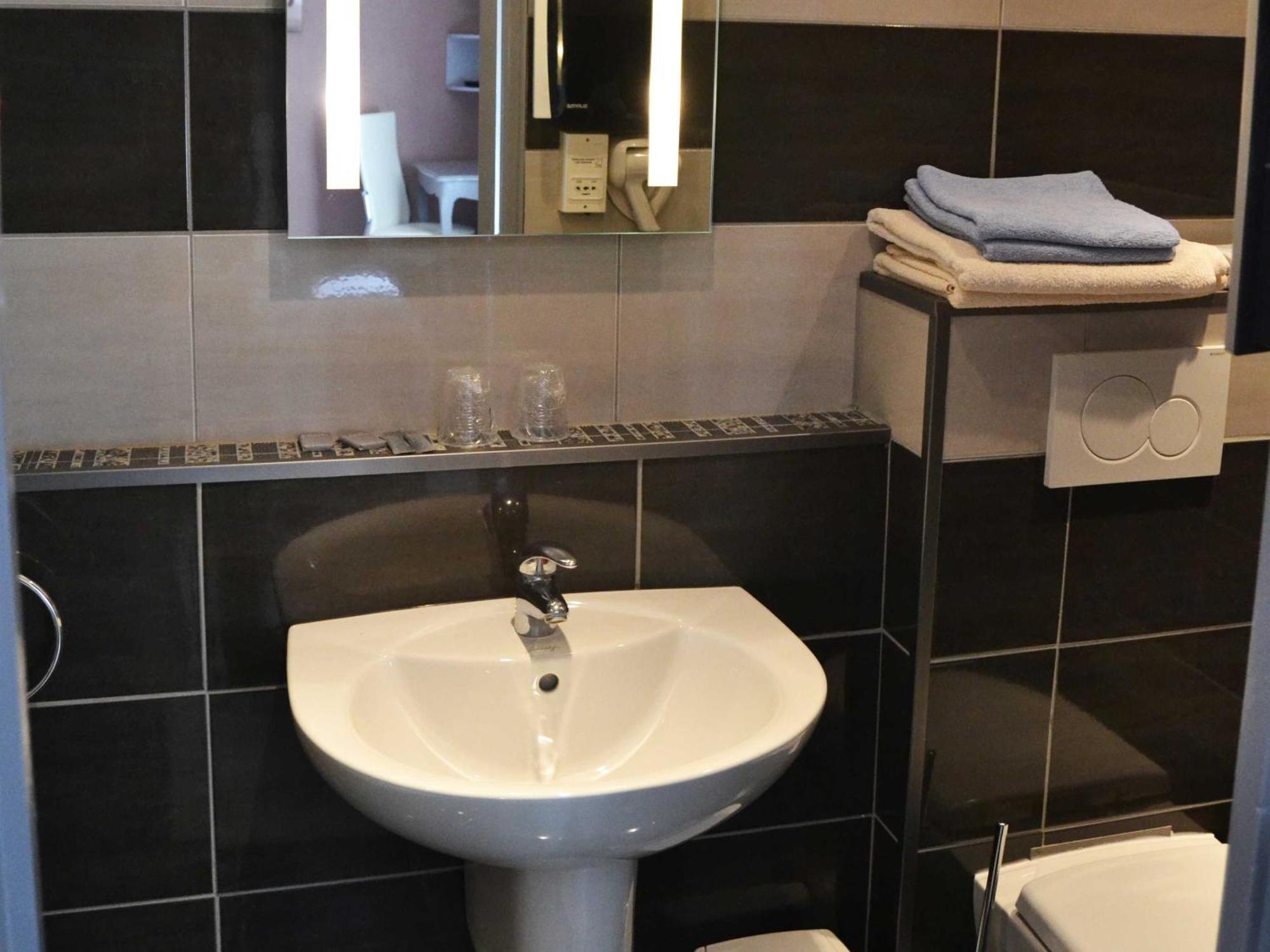 Le Dauphin Bleu Hotel Saintes-Maries-de-la-Mer Kamer foto