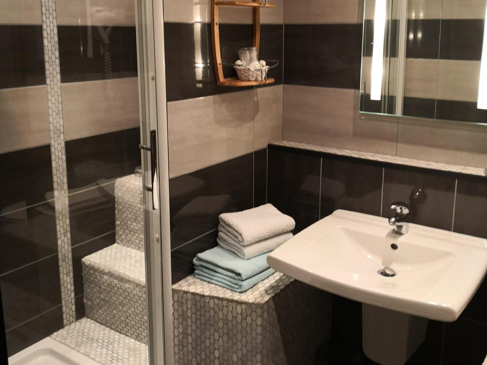 Le Dauphin Bleu Hotel Saintes-Maries-de-la-Mer Kamer foto